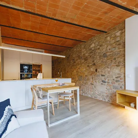 Bravissimo Ballesteries Onyar View, Monthly * 지로나